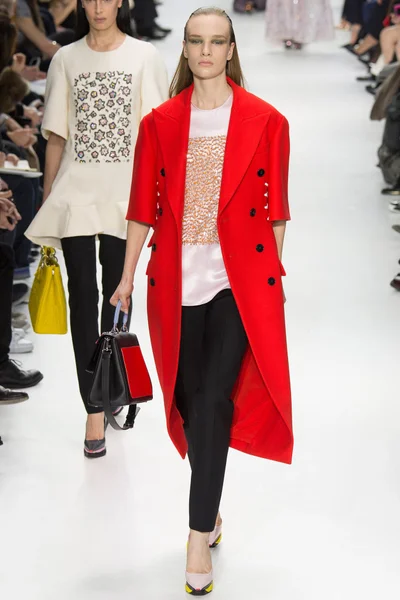 Look 51